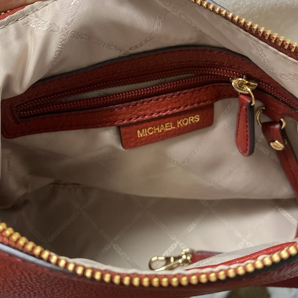 Michael Kors Lexington Pebbled Leather Crossbody Bag - Picture 5 of 7